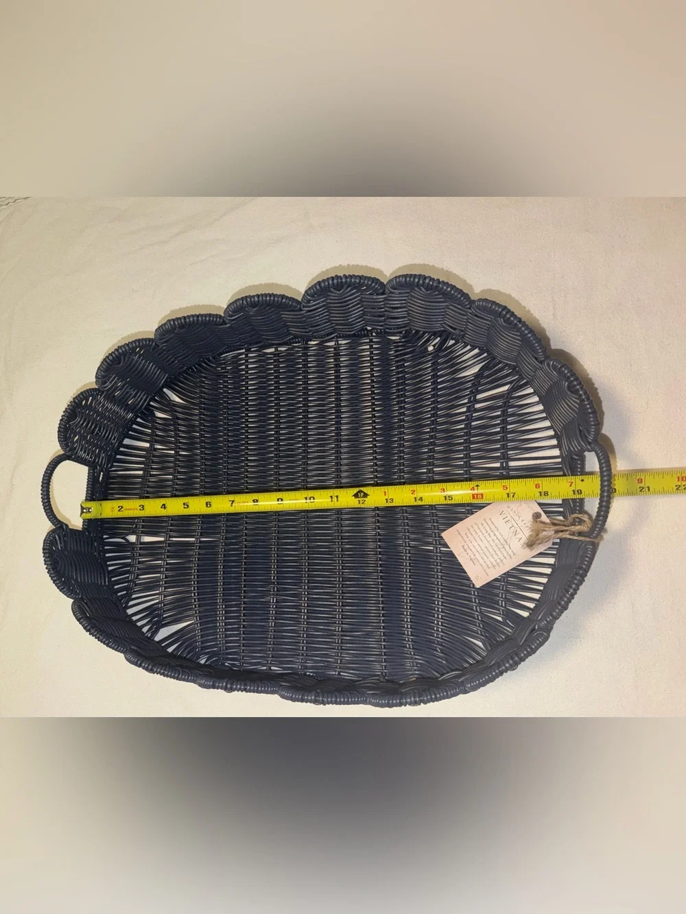 NWT MADE IN VIETNAN Woven Scalloped Edge Serving Tray - Navy Sz 14w4H 19 L